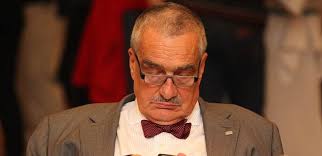 Currently, he serves as a member of the chamber of deputies (mp). Sestra Karla Schwarzenberga Se Domaha U Soudu Majetku Vcetne Palace Na Hradcanech Parlamentnilisty Cz Politika Ze Vsech Stran