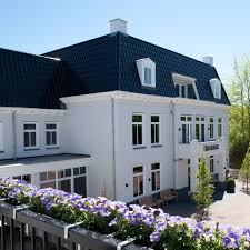 Pin Op Hotels Aan De Kust