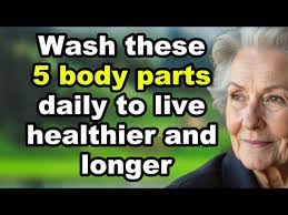 Nicole Dotson's Instagram, Twitter & Facebook