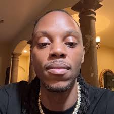 🚗 What's COIN App? One of the only apps to reward you automatically while  you drive! How does it work? 🤔 COIN transforms location data into rewards.  You already make location data