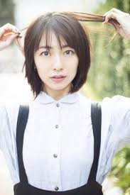 画像2 8 小島梨里杏の1st写真集 半透明 発売 ありのままの小島梨里杏がたくさん詰まった写真集です ウォーカープラス 小島 写真集 写真