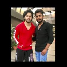 A new guest, jaanki's brother and bb's titu mama has arrived. Azam Shaikh On Twitter Me With Bhuvan Bam Brother