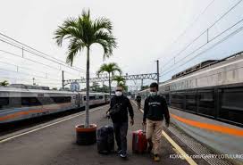 Kandungan yang paling berguna adalah yang terperinci dan membantu pelanggan lain membuat keputusan yang lebih baik. Ppkm Darurat Perjalanan Ke Luar Kota Harus Tunjukkan Kartu Vaksin