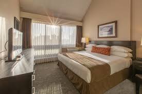 Find 1 bedroom apartment in room rentals & roommates | find sublets, rooms for rent, and roommates in toronto (gta). Hotel Rooms And Suites Victoria Bc Embassy Inn Victoria