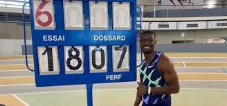 Yulimar rojas rompió el récord mundial de salto triple indoor con una marca de 15.43m en el meeting de madrid. El Burkines Hugues Fabrice Zango Rompe El Record Mundial Del Salto Triple Indoor Con 18 07m