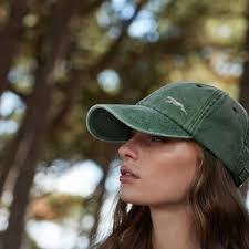 Lorinda Nelson's Instagram, Twitter & Facebook