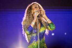 Mariah Carey fará show em São Paulo neste ano, com previsão para novembro