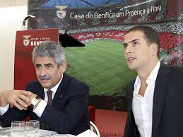 O humorista reagiu em exclusivo na tvi24 à saída de jorge jesus do receio que não renovar com jorge jesus seja um erro histórico. Ricardo Araujo Pereira Pesquisa De Fotos