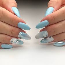 They do this because they believe that fingernails can play a major role in increasing the beauty of our hands, complementing the whole outfits we wear, and enhancing our elegance as well. 30 Cute Nail Art Designs For Short Nails 2019 Fashionre