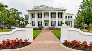 Dean's List Students Named for UA Fall Term