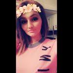 Hillary Sexton's Instagram, Twitter & Facebook