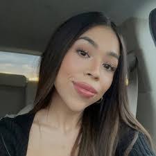 Karla Gabriel's Instagram, Twitter & Facebook