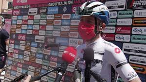 Dan martin goes solo for the win on steep slopes of sega di ala. Remco Evenepoel Interview At The Start Stage 10 Giro D Italia 2021 Youtube