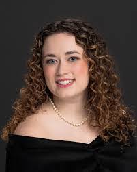 Amy Dilley's Instagram, Twitter & Facebook