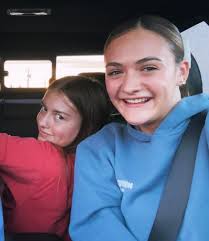 Halle Wright (@hallewright24) • Instagram photos and videos