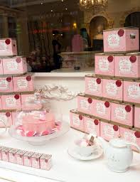 The Tea Shops In Paris Are Simply On Another Level And I Love Seeking Them Out Nina S Paris Is One Of Those Completely Adorable Tea Paris Tea Tea Shop Paris