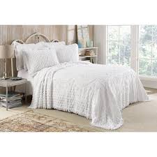 King size bedspreads are not great just because they can cover entire beds and accommodate more people, they are also nicer to look at because they can reach the floor. Kingston Tufted Chenille Bedspread And Pillow Sham Set All Cotton King Size White Walmart Com Walmart Com