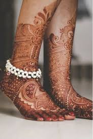Mehndi is often viewed as a woman's, it is the art of applying designs to the skin through the application of pastes made with henna powder on different parts of the body with different designs. 44 Pairo Ki Mehndi Ideas Legs Mehndi Design Mehndi Designs Leg Mehndi