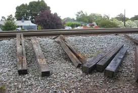 How much does a railroad tie weigh. Cross Tie Replacement