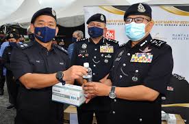 Kumpulan pegawai kanan polis bermula peringkat persekutuan dikenali sebagai ibupejabat polis diraja malaysia bukit aman (bukit aman). Pasukan Risik Pdrm Bakal Dilengkapi Baju Kalis Peluru Kosmo Digital