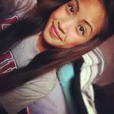 Isabel Maxwell (@isabelmax7)