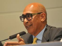 Assemblymember Chris Holden to challenge Kathryn Barger for LA County Board  of Supervisors seat