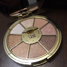 Limited Edition Tarte Rainforest Of The Sea Highlighting Eyeshadow Palette Vol Iii Health Beauty Makeup On Carousell