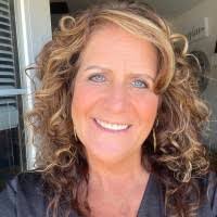 Karen Bodine's Instagram, Twitter & Facebook