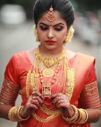 If you want to change your look, you can find the most beautiful short, medium or long bride hairstyles and haircuts ideas on our website. Brides Of Kerala On Instagram Nitya Indian Bride Hairstyle Wedding Dress Men South Indian Wedding Hairstyles