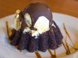 Wrap each individual cake in seran wrap and microwave for 30 seconds to reheat. Molten Lava Cake Chilis