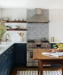 Whether it is yellow or red, blue or green. White And Blue Mosaic Hand Painted Kitchen Backsplash Tiles Design Ideas