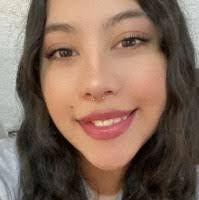 Andrea Nicol's Instagram, Twitter & Facebook