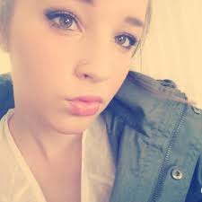 Bella Carson (@_suicidegirl_9)