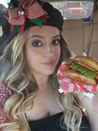 Uvalde store 409 has great service and food