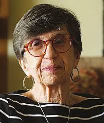 Esther Rhee's Instagram, Twitter & Facebook