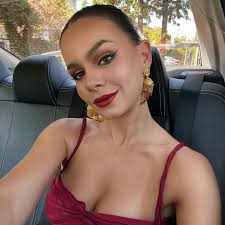 Makeupssssss 💄🖤🍷😻💋💃🏽🌹💫 #makeup #maquillaje #makeupartist  #makeupideas #makeup #makeupaddict #makeuplover