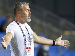 Slowakei will ganze bevölkerung auf coronavirus testen. Nations League B News Slowakischer Nationaltrainer Positiv Auf Corona Getestet