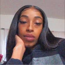 Leondra Walker's Instagram, Twitter & Facebook