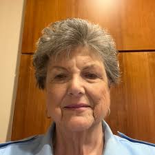 Is glass better than plastic for dog food storage?