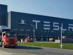 Company, tech, & related tesla, inc. Tesla Escalates Battle Over Alleged Theft Of Robocar Secrets Business Gulf News