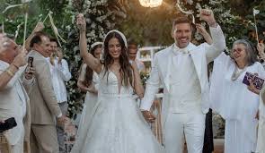 El actor Julián Gil sorprende al celebrar su boda con Valeria Marín