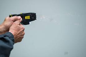 More news for taser » Polizeischusse In Stuttgart Vaihingen Bekommen Die Polizisten Nun Einen Taser Stuttgart Stuttgarter Nachrichten