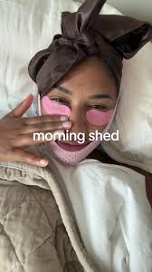 Morning shed. Honestly the jaw strap was an eliet addition & idgaf how  silly it looks #morningroutine