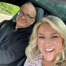 Dawn Earnshaw's Instagram, Twitter & Facebook