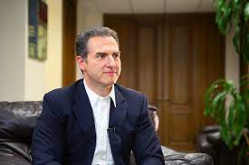 Tiene la nómina, los recursos y la posibilidad de propuesta. Avanzamos Con Muchos Esfuerzos Adrian De La Garza Posta