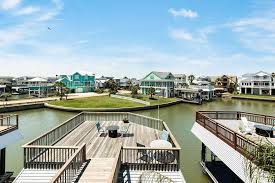 Bayside Bliss Large Deck Underwater Fishing Lights Quick Bay Access More Experience True Bayside Bliss At This Canal House Viewing Vacation Home Bayside