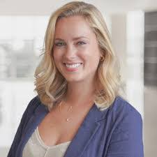 Lisa Olmstead's Instagram, Twitter & Facebook