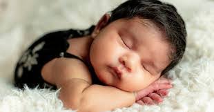 Renee Barth's Instagram, Twitter & Facebook