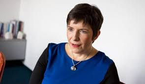 A fidesz pénteken úgy reagált, hogy ha gyurcsány ferenc felesége az oligarchák ellen akar harcolni, akkor kezdje a férjével. Koronavirusos Dobrev Klara Megirta Mit Tesz Most Gyurcsany