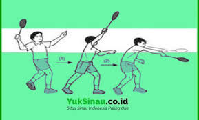 Di pasaran, sepatu badminton hadir dengan spesifikasi yang bervariasi. Teknik Dasar Permainan Bulu Tangkis Lengkap 2021